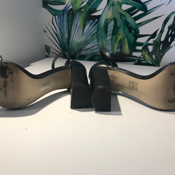 Aldo size 37.5 like new black heels - Picture 2 of 5